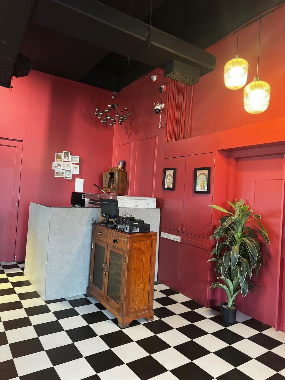Hi-SO Grand Entrance and Reception